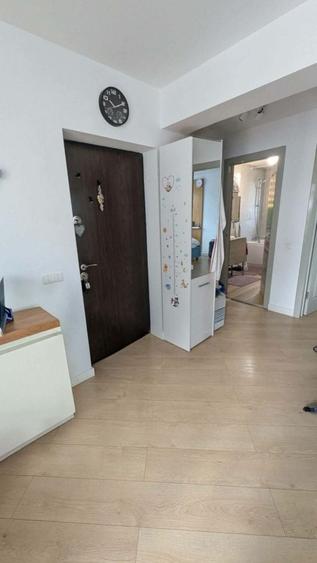 Apartament cu 2 camere semidecomandat în Florești