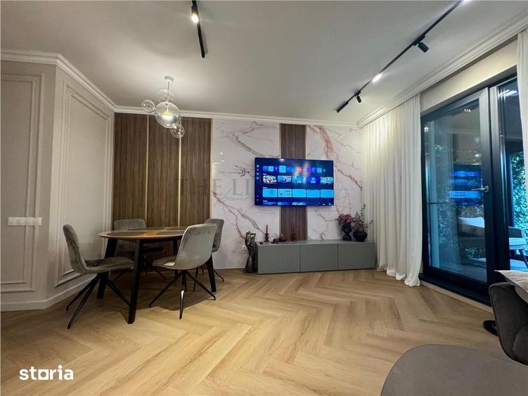Casă cu 5 camere cu Teren 200 Mp în Central