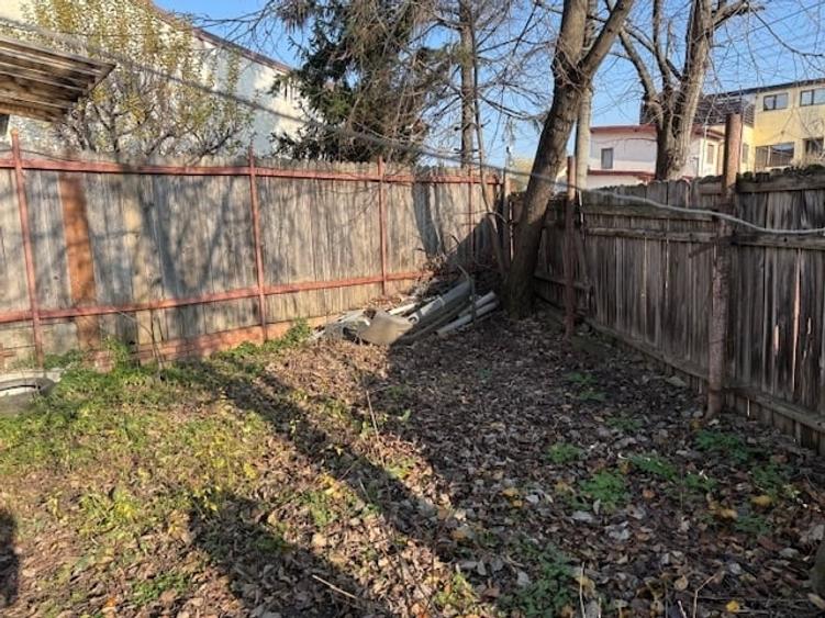 Casă cu 2 camere cu Teren 255 Mp în Central