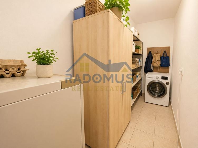 Casă individuală cu 8 camere cu Canalizare în Albert