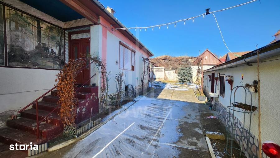 Casă cu 5 camere cu Teren 800 Mp în Șeica Mare
