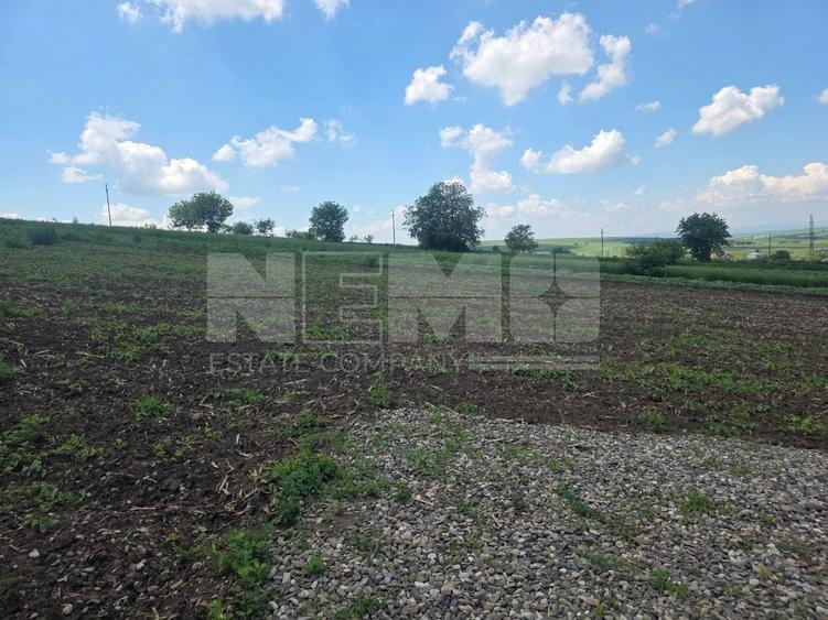 Teren Construcții intravilan de 2082 mp, în Sfântu Ilie