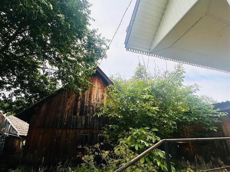 Casă individuală cu 4 camere cu Teren 800 Mp în Izvoarele Sucevei