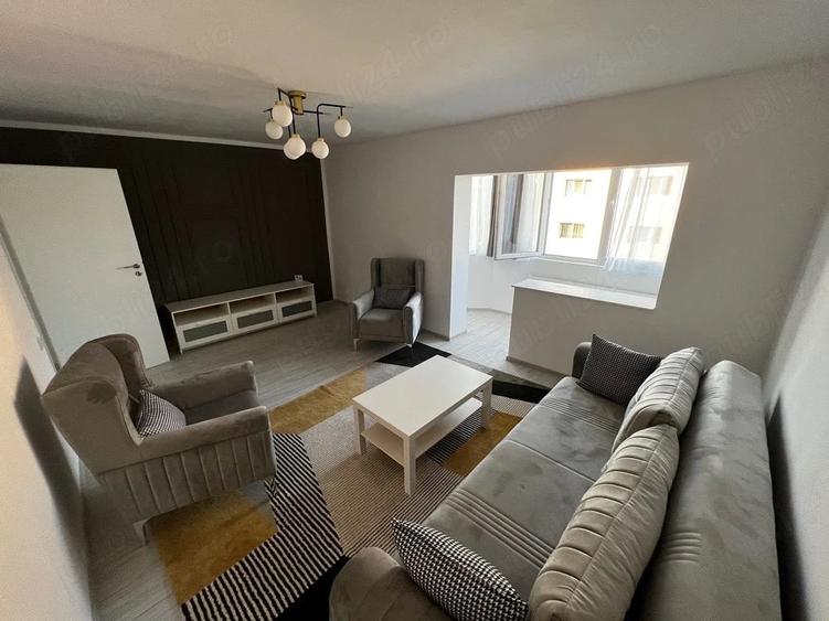 Apartament cu 2 camere decomandat în Central