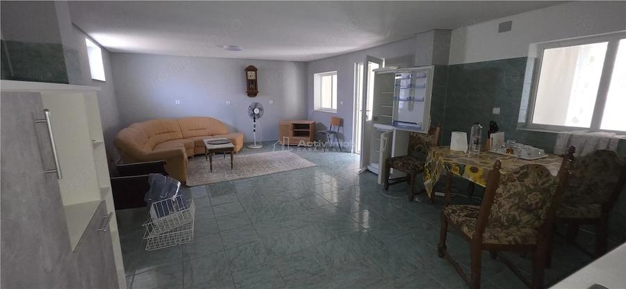 Casă cu Teren 464 Mp în Central