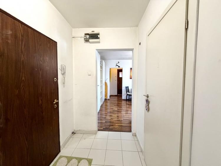 Apartament cu 2 camere semidecomandat în Turda
