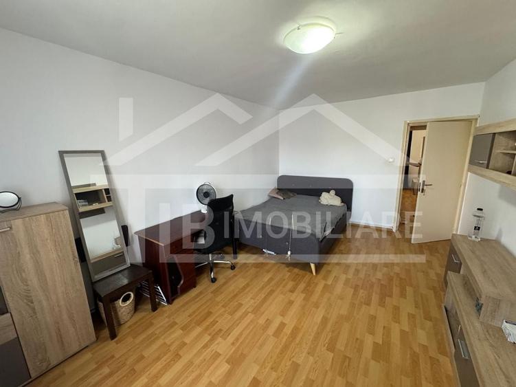 Apartament cu 2 camere decomandat în Cornișa