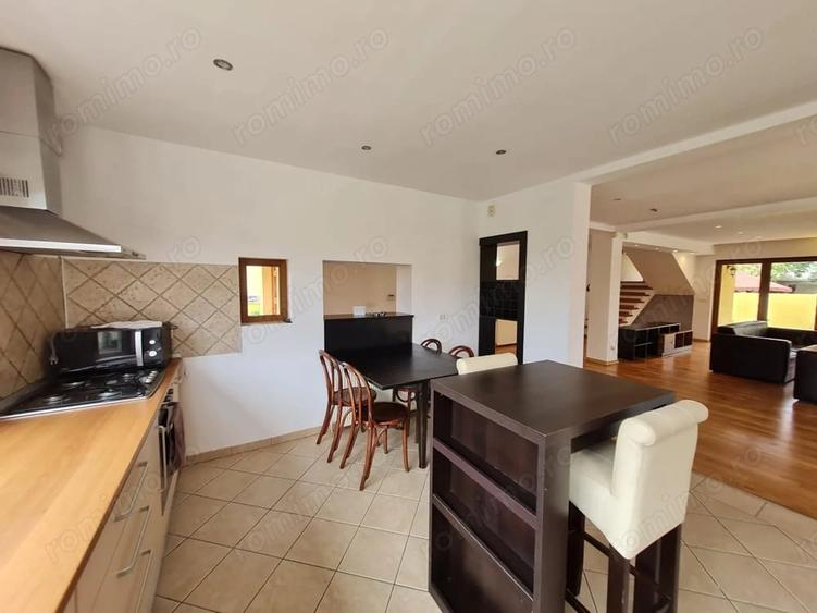 Casă cu 4 camere cu Teren 500 Mp în Ghiroda