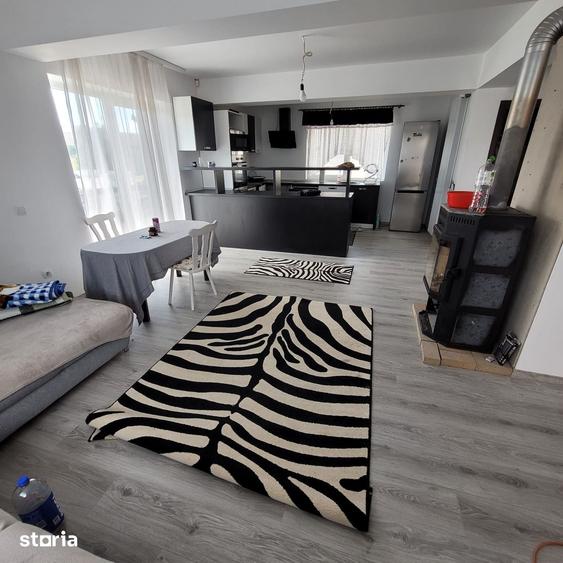 Casă cu 4 camere cu Teren 500 Mp în Bod
