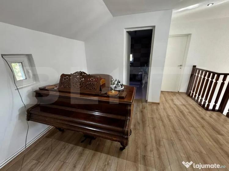 Casă cu 5 camere cu Teren 955 Mp în Central