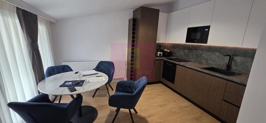 Apartament cu 2 camere semidecomandat în Central