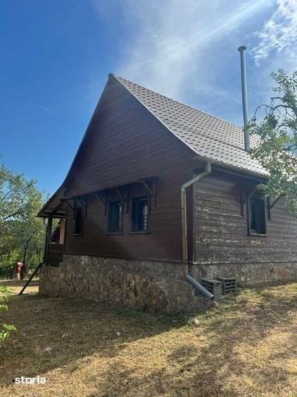 Casă cu 2 camere cu Teren 54 Mp în Șoimi
