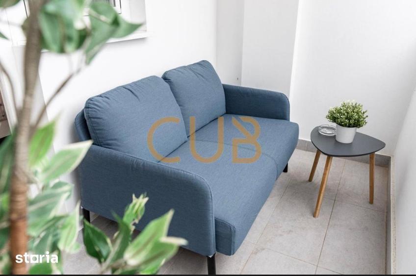 Apartament cu 3 camere, mobilat în P-ța Victoriei