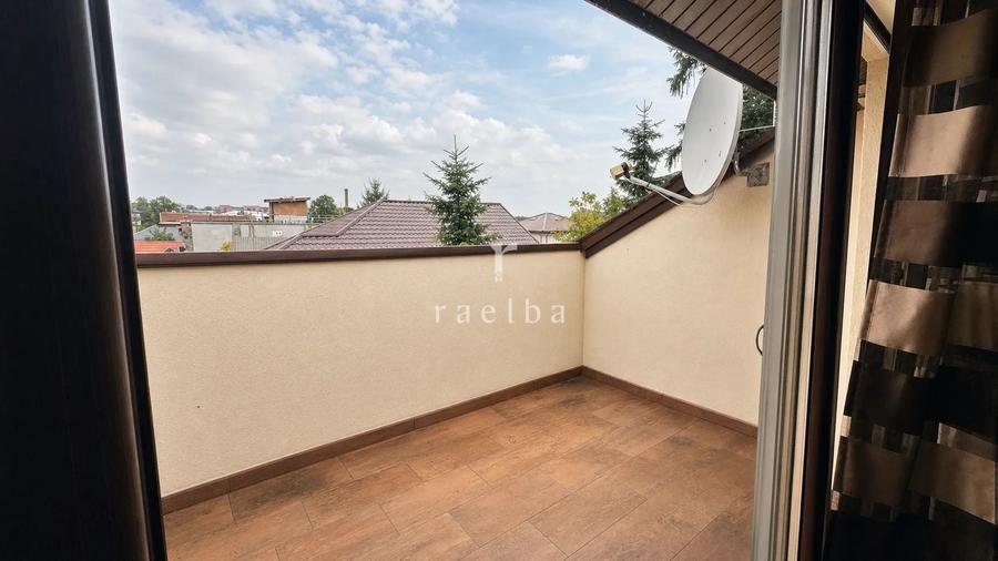 Casă cu 5 camere cu Teren 250 Mp în Tunari