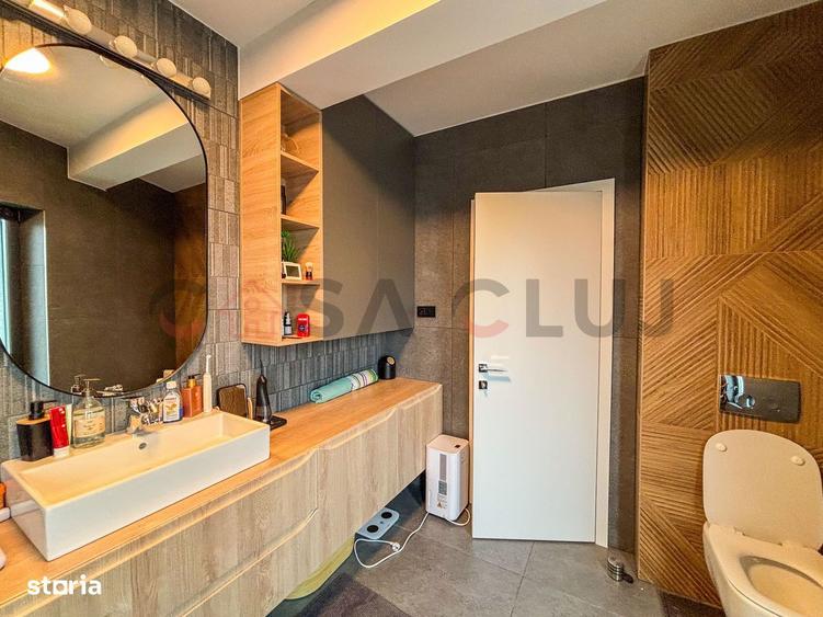 Casă cu 4 camere cu Teren 258 Mp în Becaș