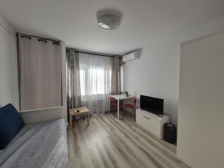 Garsonieră decomandată în Exterior Vest