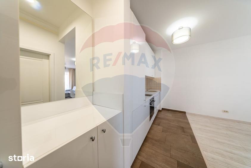 Apartament cu 2 camere semidecomandat în Șega