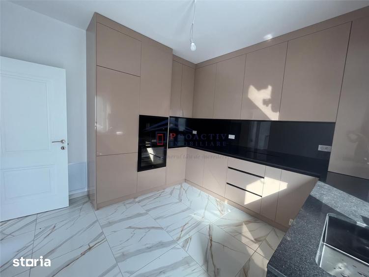 Casă cu 4 camere cu Teren 220 Mp în Ipotești