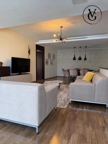 Apartament cu 3 camere decomandat, mobilat în Iancu Nicolae