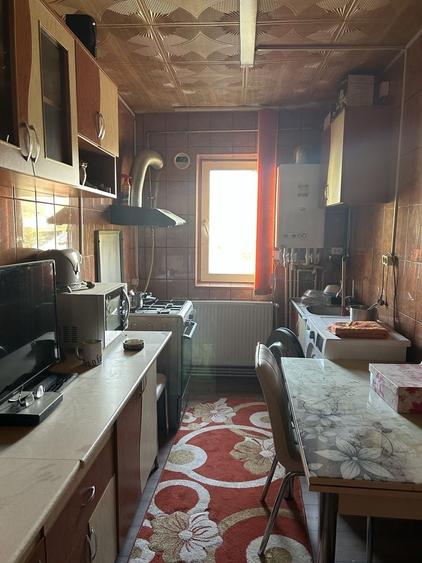 Apartament cu 2 camere nedecomandat în Petros