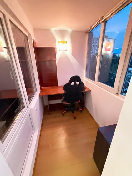 Apartament cu 4 camere decomandat în Lujerului