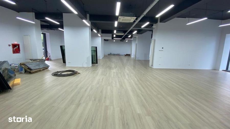 Spațiu comercial, de 273.3 mp, în Militari