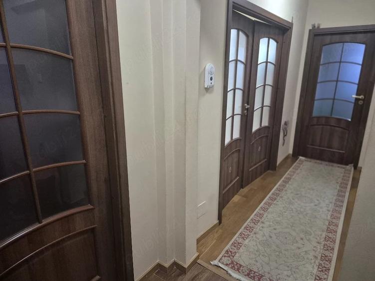 Apartament cu 2 camere decomandat în Est