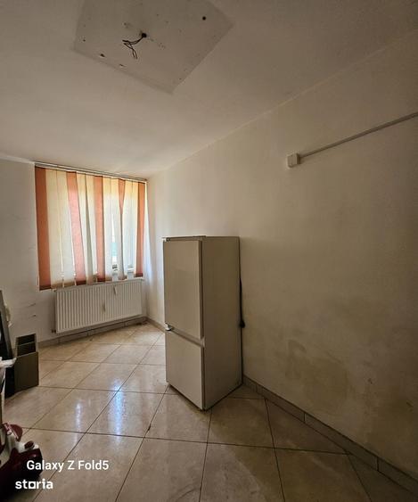 Spațiu comercial, de 150 mp, în Central