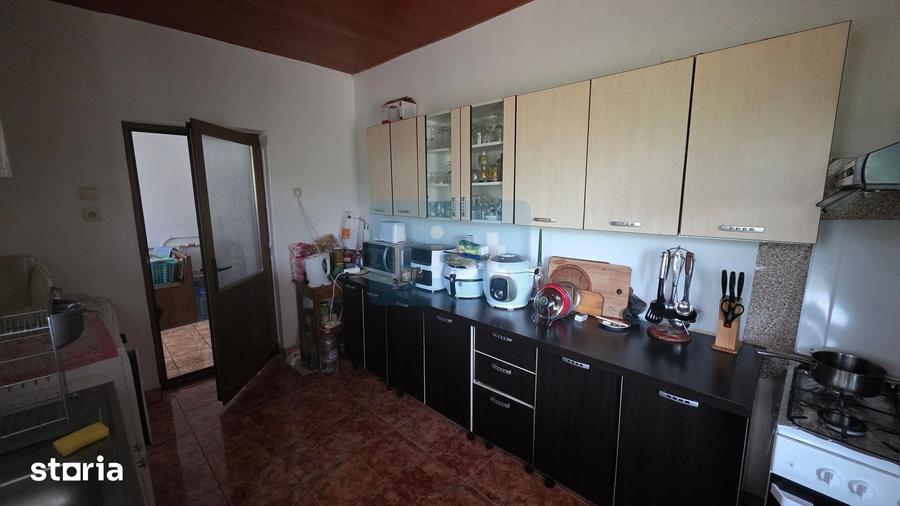 Casă cu 5 camere cu Teren 653 Mp în Central