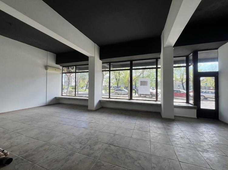 Spațiu comercial, de 87 mp, în Cloșca
