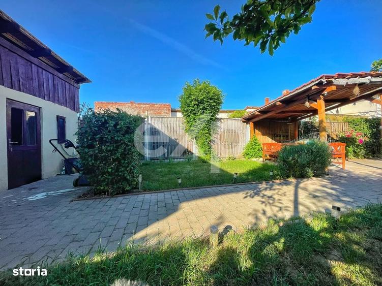 Casă cu 3 camere în Ronaț