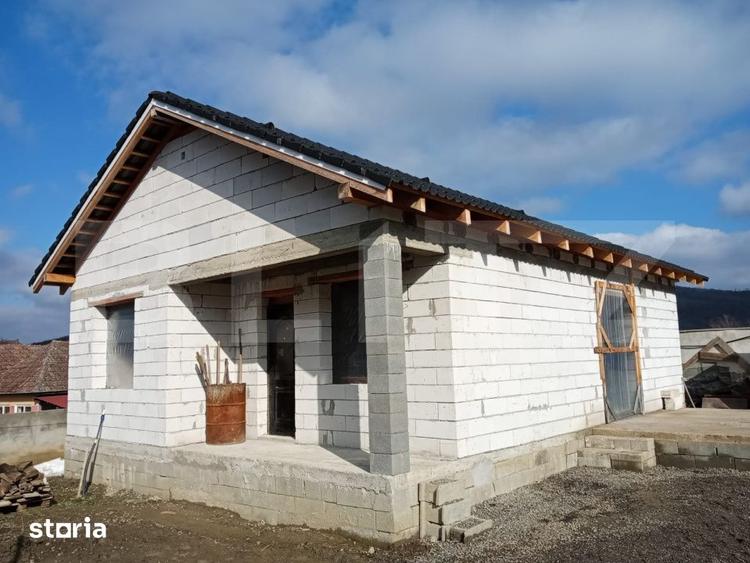 Casă cu 3 camere cu Teren 700 Mp în Gheorghe Doja