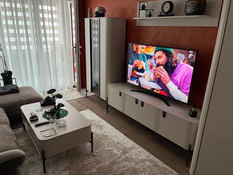 Apartament cu 2 camere decomandat în Ultracentral