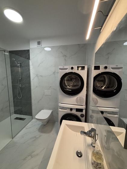 Apartament cu 2 camere decomandat, mobilat în Aradului