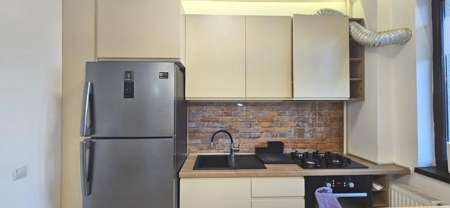 Apartament cu 2 camere semidecomandat, mobilat în Obor