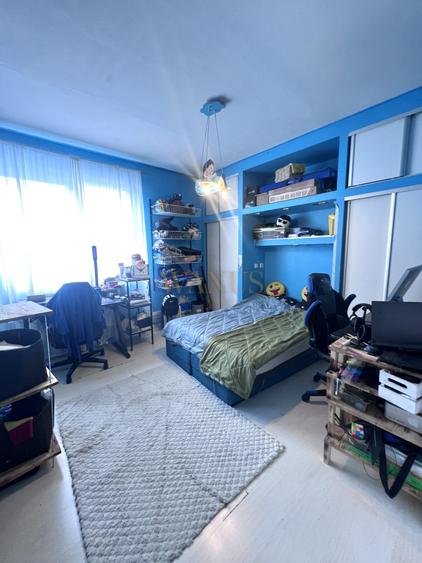 Apartament cu 3 camere semidecomandat, mobilat în Florești — fotografia 3