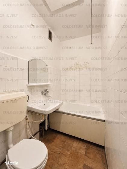 Apartament cu 3 camere în Florilor