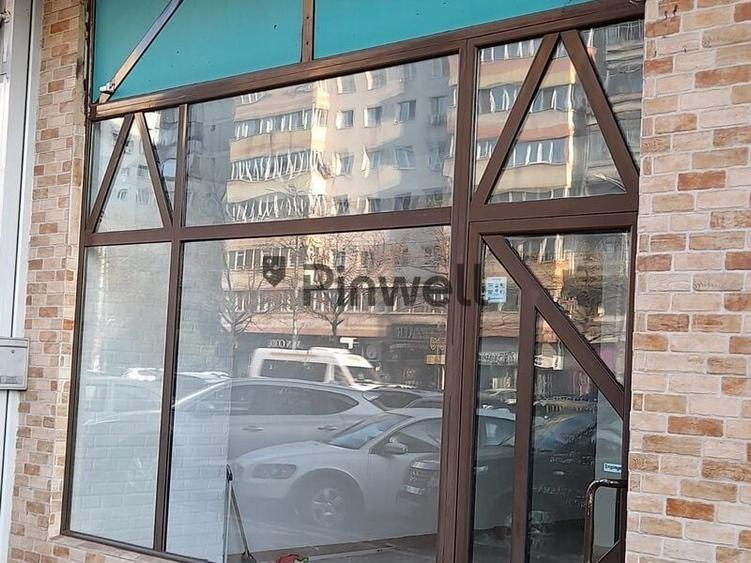 Spațiu comercial, de 45 mp, în Ștefan cel Mare