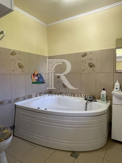 Casă individuală cu 1 camere cu Canalizare în Rogerius
