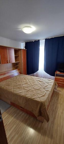 Apartament cu 2 camere decomandat în Berceni