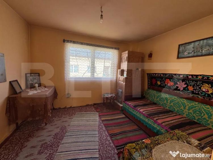 Casă cu 4 camere cu Teren 600 Mp în Central