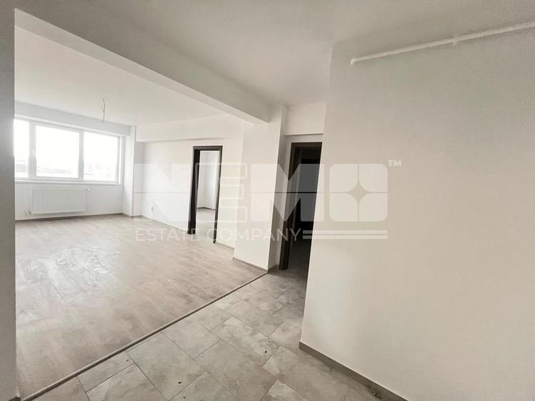 Apartament cu 3 camere decomandat în Obcini
