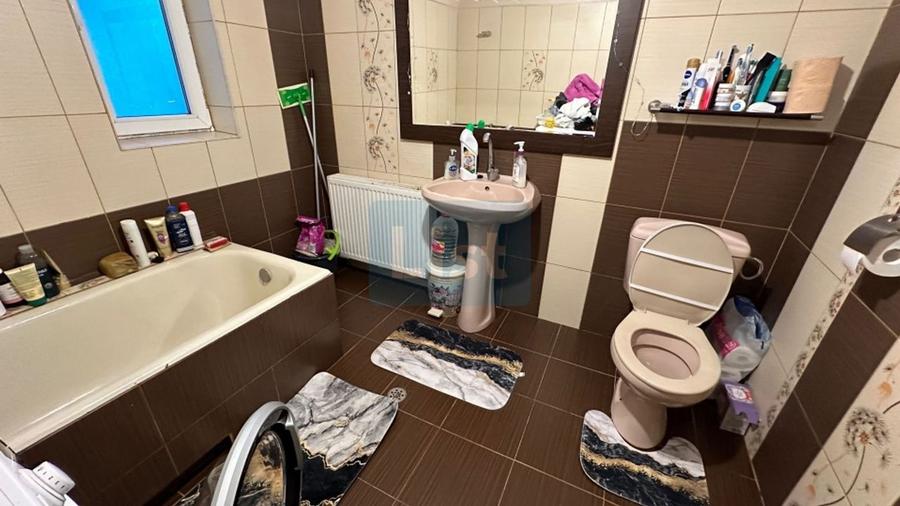 Casă cu 3 camere cu Canalizare în Muncitoresc