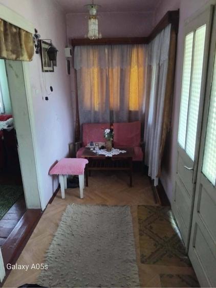 Casă cu 2 camere cu Teren 472 Mp în Stânceni