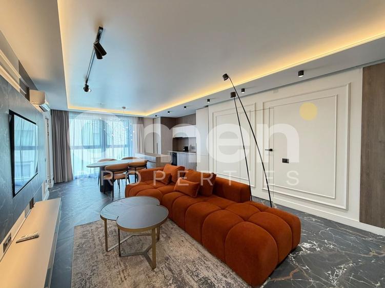 Apartament cu 3 camere semidecomandat, mobilat în Ultracentral