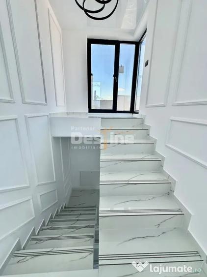 Casă cu 4 camere cu Teren 300 Mp în Rediu