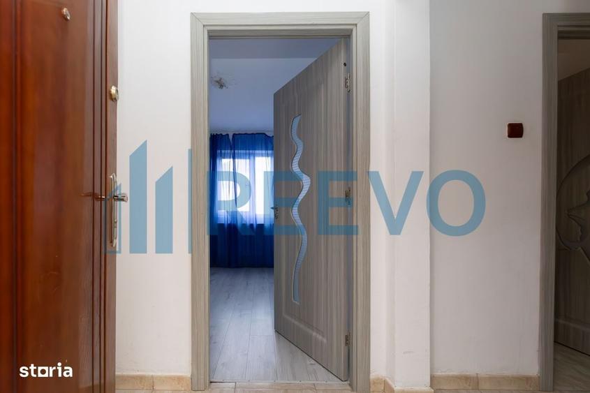 Apartament cu 3 camere decomandat în Narcisa