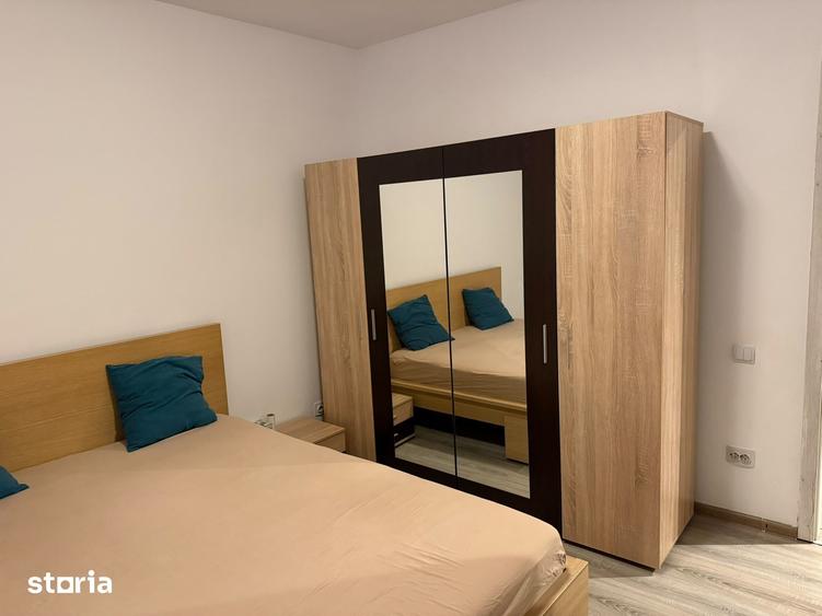 Apartament cu 2 camere decomandat în Apărătorii Patriei
