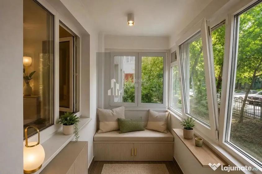 Apartament cu 3 camere decomandat în Titan