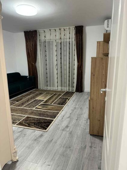 Apartament cu 2 camere decomandat în Exterior Vest
